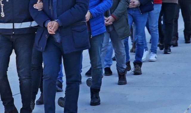 Bakan Yerlikaya'dan 'Çengel' operasyonu