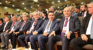 Başkan Özyavuz ve yönetimi MHP’nin Gaziantep'teki toplantısına katıldı