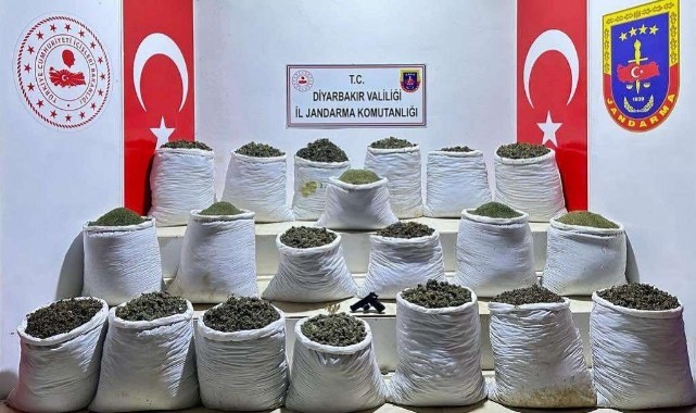 Diyarbakır’da 1 tona yakın esrar ele geçirildi!