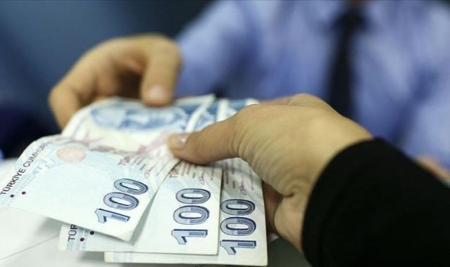 Fazla ödenen maaşların geri alınması Resmi Gazete’de