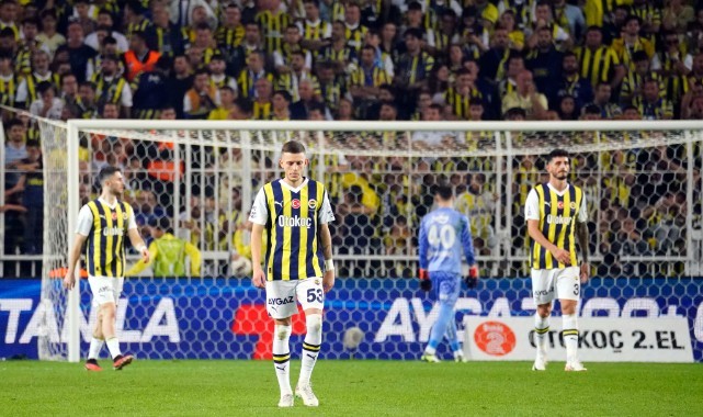 Fenerbahçe, Trabzonspor’a sahasında kaybetti