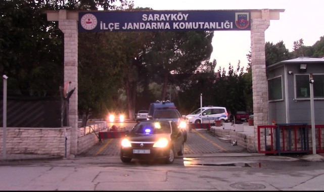 Fuhuş yalanıyla 14 ilde 18 kişiyi 1,5 milyon dolandırdılar