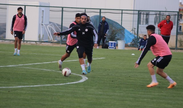 Karaköprü Belediyespor, Kütahya’da hazırlanıyor