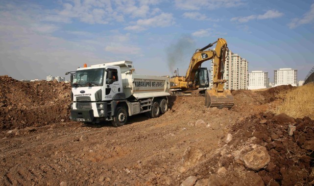 Karaköprü'de yeni yollar açılıyor