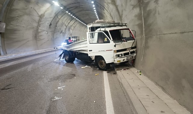 Malatya'da iki ayrı trafik kazasında 3 kişi yaralandı