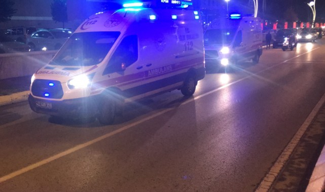 Motosiklet ile otomobil çarpıştı: 2 yaralı