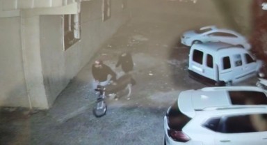 Şanlıurfa’da motosikletin çalınma anı güvenlik kamerasında