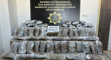 Siverek’te durdurulan tırda kilolarca uyuşturucu yakalandı