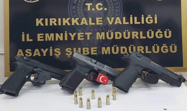 Sosyal medya paylaşımlarına dikkat: Her an kapınıza polis gelebilir