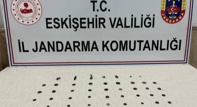 Tarihi eser kaçakçıları jandarma tarafından yakalandı