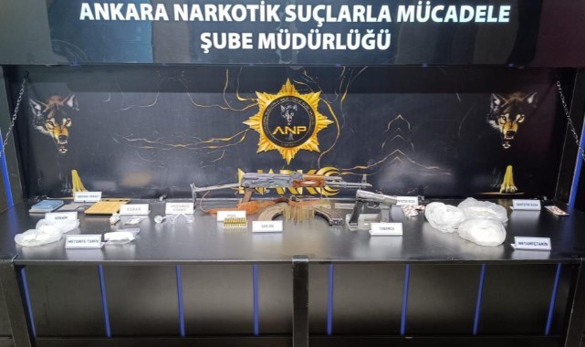  Zehir tacirlerine operasyon: gözaltılar var