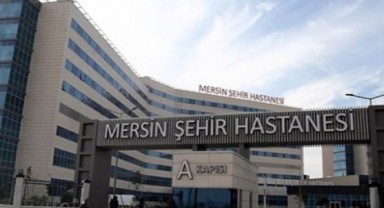Ablasını öldürüp intihar etti