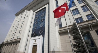 AK Parti "Türkiye bilir, gerçek belediyecilik AK Parti'dir" sloganıyla sahaya inecek