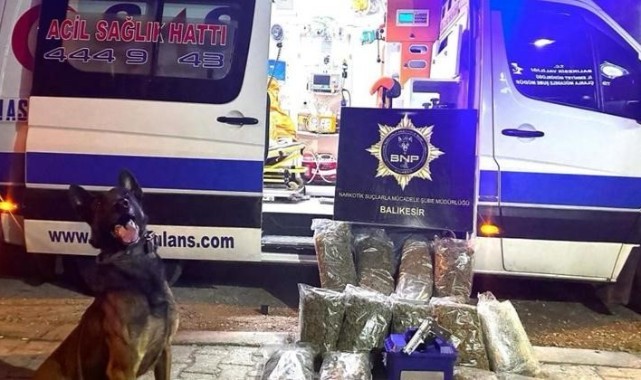 Ambulansla uyuşturucu taşıyan şüpheliler tutuklandı