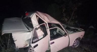 Arızalı aracını iterken otomobil çarptı: 1 yaralı