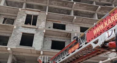 Asansör boşluğuna düşen inşaat işçisi öldü
