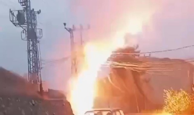 Birecik’te patlayan trafo ortalığı aydınlattı