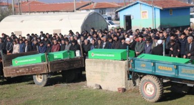 Cani damadın yaptığı katliamda ölen kişiler toprağa verildi