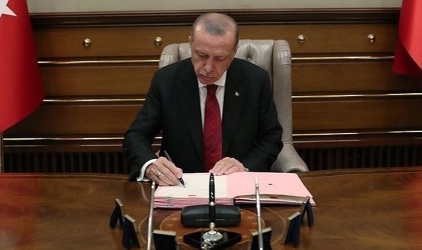 Cumhurbaşkanı Erdoğan 4 üniversiteye rektör atadı