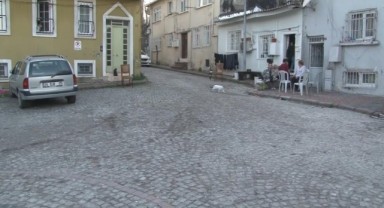 Eski koca dehşeti: Boşandığı eşini sokak ortasında ağır yaraladı