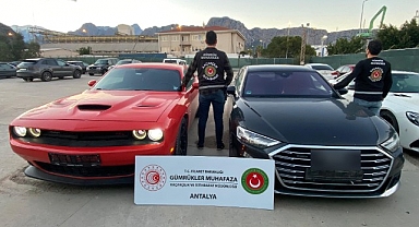 Gümrük muhafaza ekipleri kaçak lüks araçlara el koydu