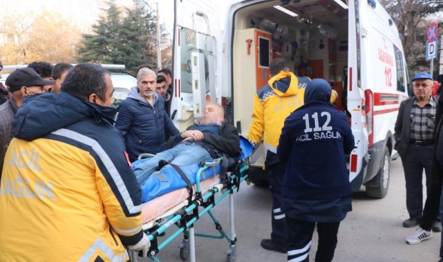 Husumetlilerin kahvehanedeki kavgası kanlı bitti