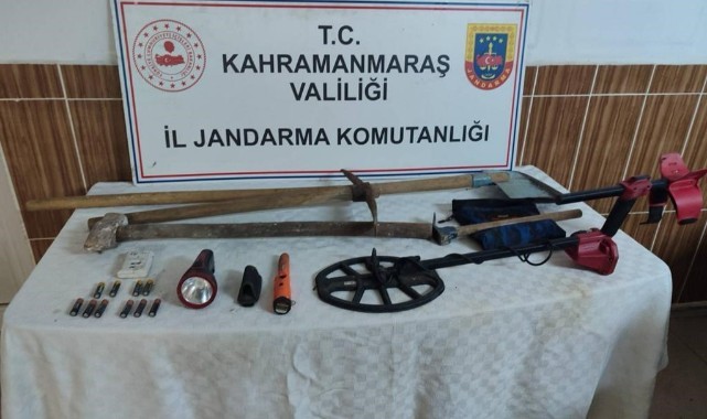 İzinsiz kazı yapan 2 kişi suçüstü yakalandı