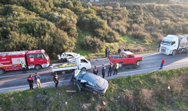 Kafa kafaya çarpıştılar, ortalık savaş alanına döndü: 2 yaralı
