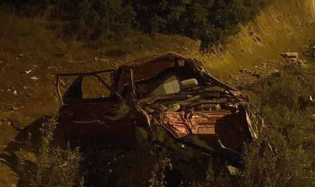 Kontrolden çıkan otomobil takla attı: 1’i ağır 2 yaralı