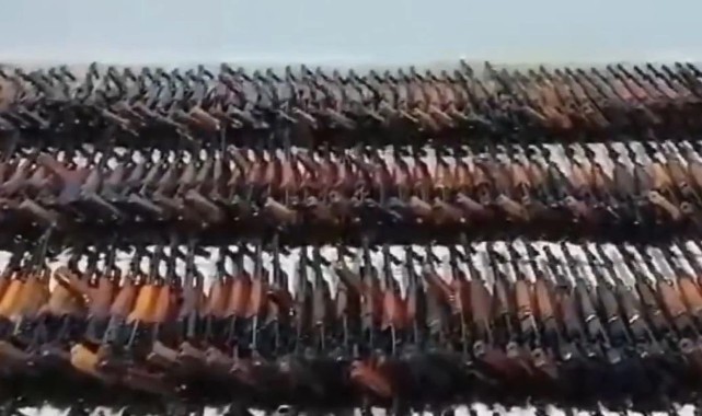 Mehmetçik, Zap bölgesinde çok sayıda mühimmat ele geçirdi