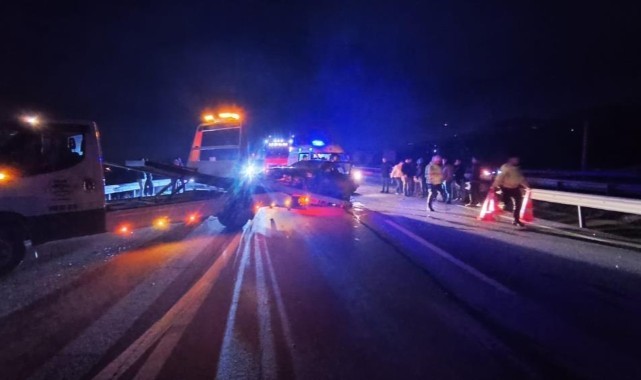 Sakarya’da otomobiller çarpıştı: yaralılar var