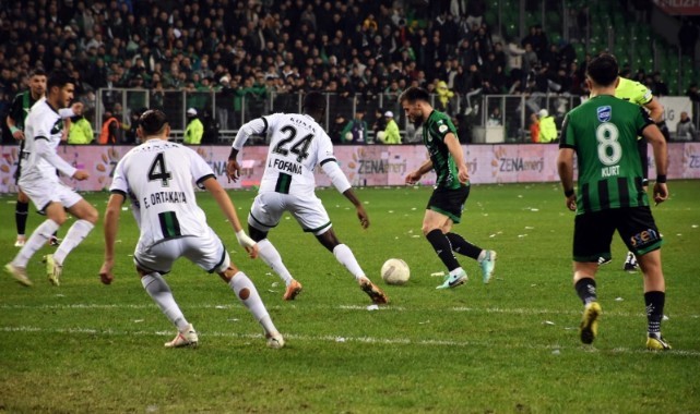 Sakaryaspor, şampiyonluk hedefine emin adımlarla ilerliyor
