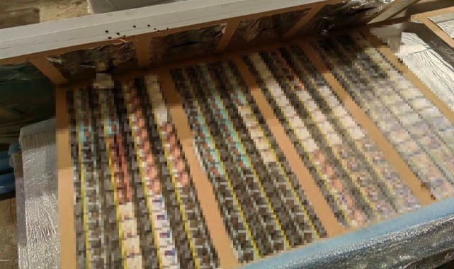 Sınır kapısında 11 bin 400 kutu kaçak sigara ele geçirildi