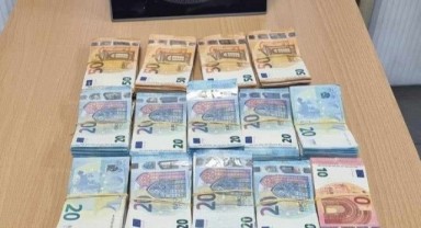 Sınır kapısında 15 milyon euro ele geçirildi