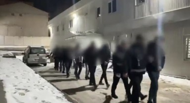 Van’da kopya operasyonu: 17 gözaltı