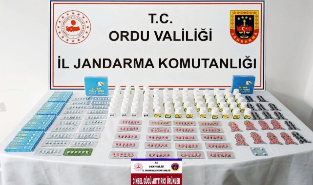 Yaşlı şahsın kargosunda cinsel uyarıcı ürün ele geçirildi