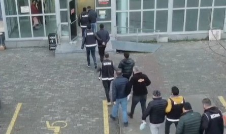 3 ilde milyonluk vurgun yapan 12 kişilik çete çökerildi