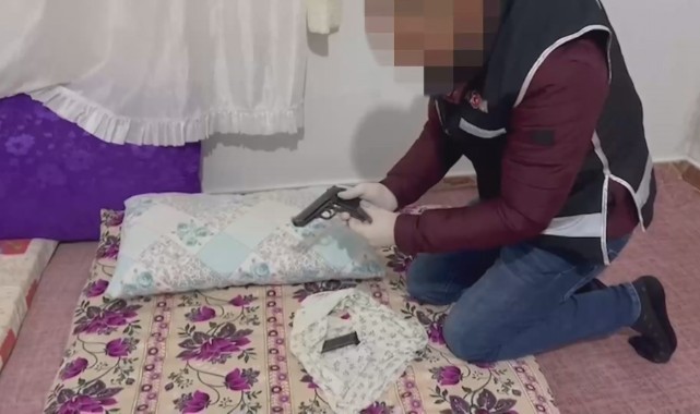 30 milyon TL’lik şüpheli hesaba 5 tutuklama