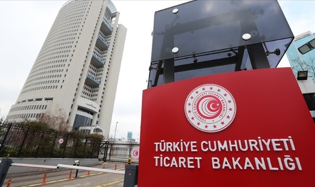 358 lüks aracın ithalatında "sahte fatura" usulsüzlüğü ortaya çıktı