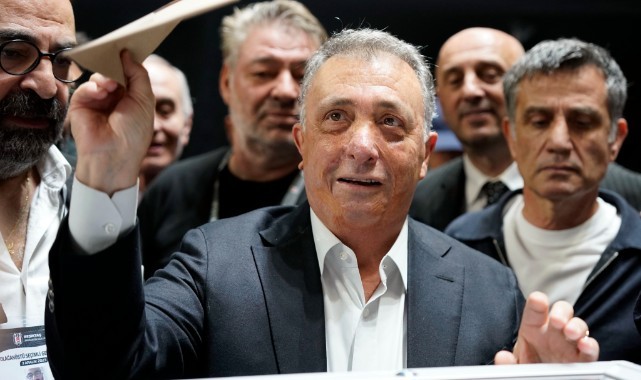 Ahmet Nur Çebi'den hakkındaki iddialara cevap
