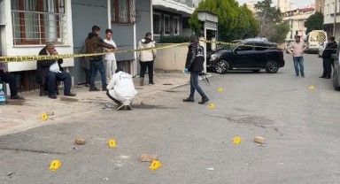 Alacak-verecek kavgasında silahlar konuştu