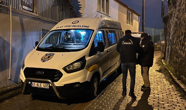 Annesini tabancayla vurulmuş halde buldu