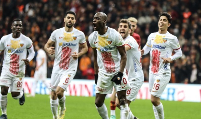 Aylton Boa Morte ligdeki 5. golünü attı