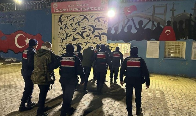 Bağ evinden hırsızlık yapan 3 zanlı tutuklandı
