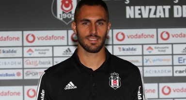 Beşiktaş’tan eski futbolcusu Victor Ruiz’e ödeme