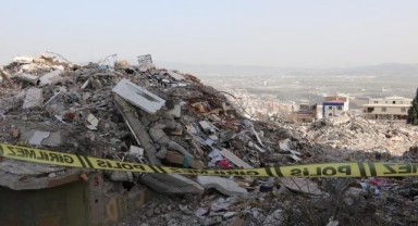 Deprem soruşturmasında tutuklanan eski belediye başkanı tahliye edildi