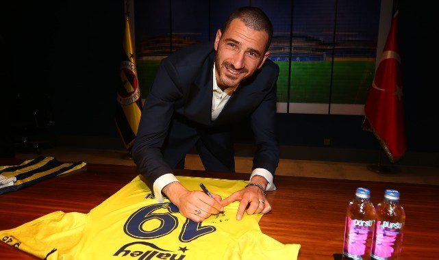 Fenerbahçe, Bonucci'yi kadrosuna kattı