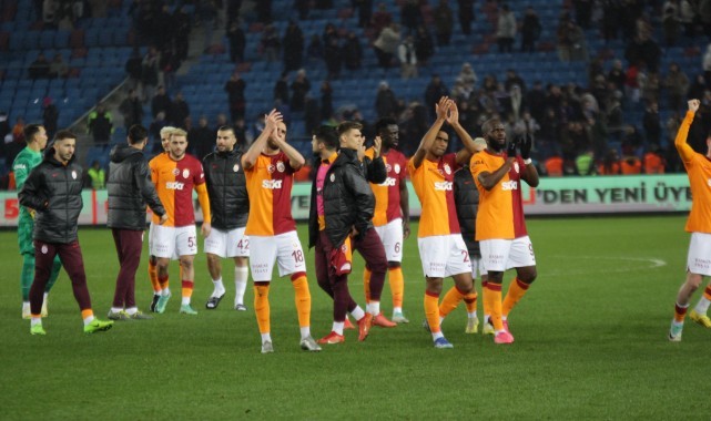 Galatasaray, Fenerbahçe ile puanları eşitledi