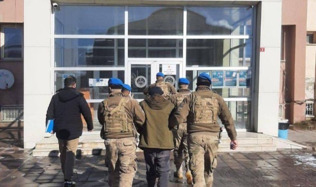 Hakkari'de PKK/KCK operasyonu: 2 gözaltı
