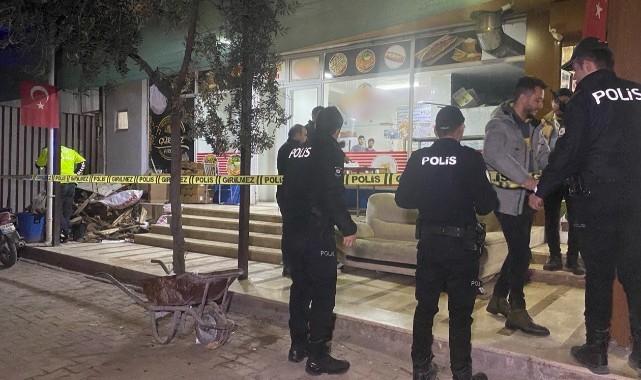 Husumetlisini pide fırınında bıçaklayarak öldürdü